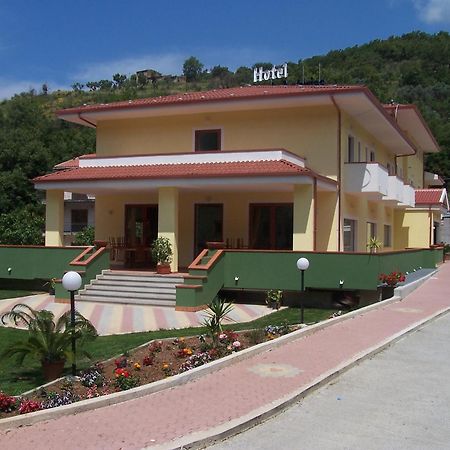 Real Asturias Hotel อัคควัปเปซา ภายนอก รูปภาพ