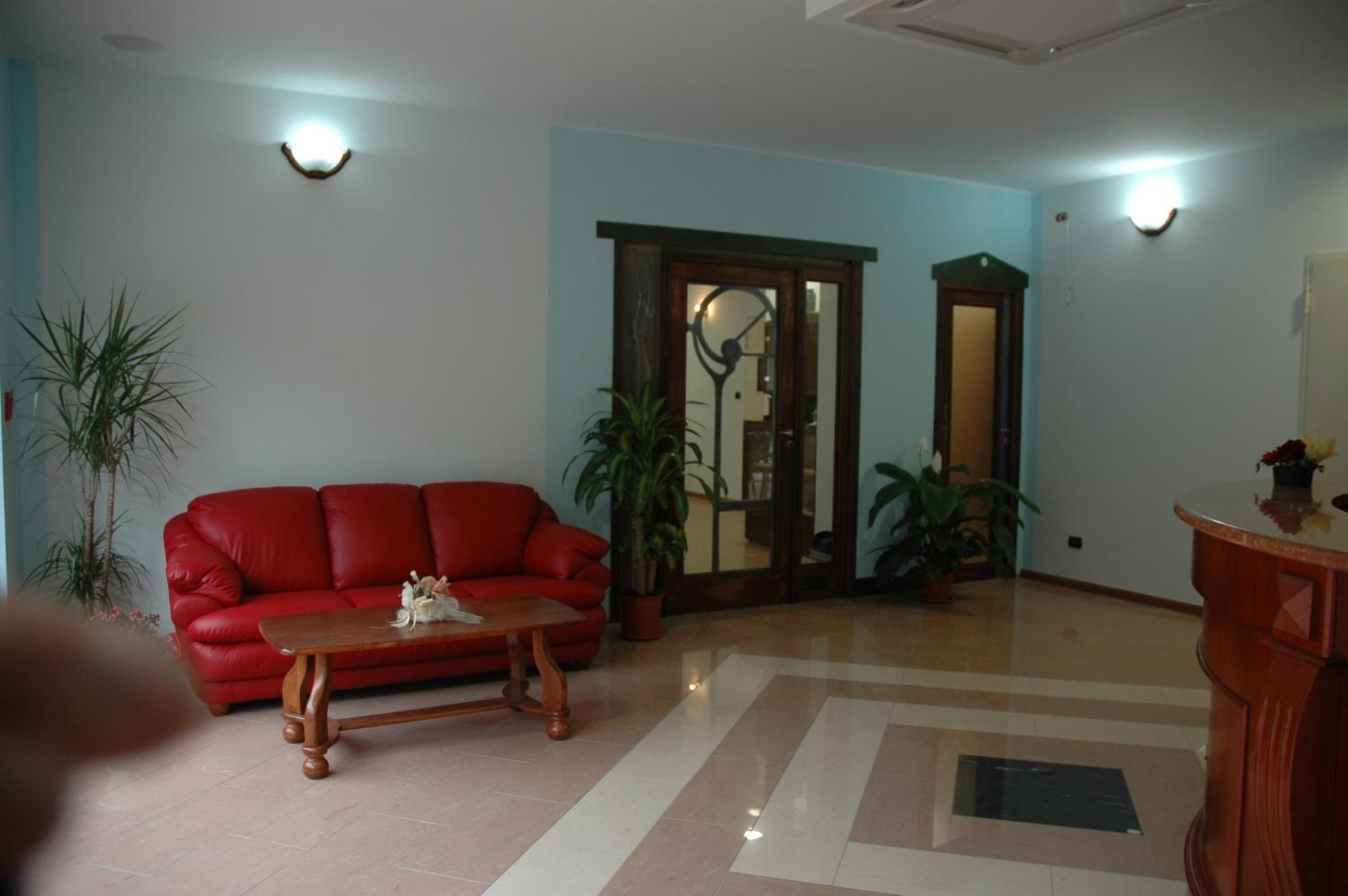 Real Asturias Hotel อัคควัปเปซา ภายนอก รูปภาพ